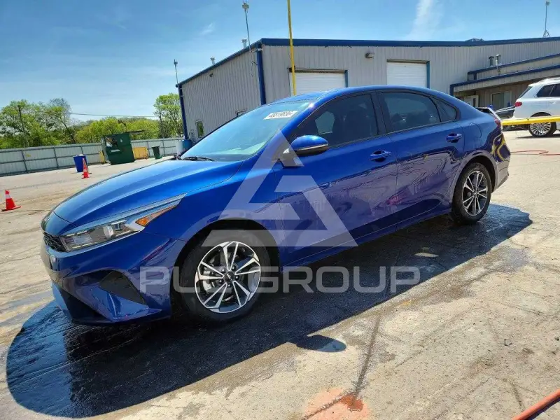 2023 KIA Forte photo