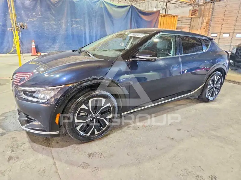 2023 KIA EV6 photo