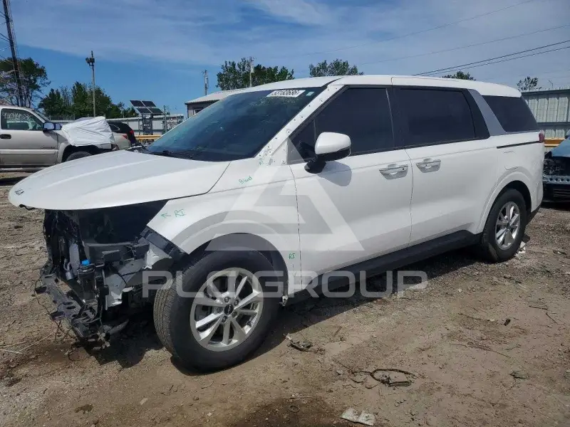 2023 KIA Carnival photo