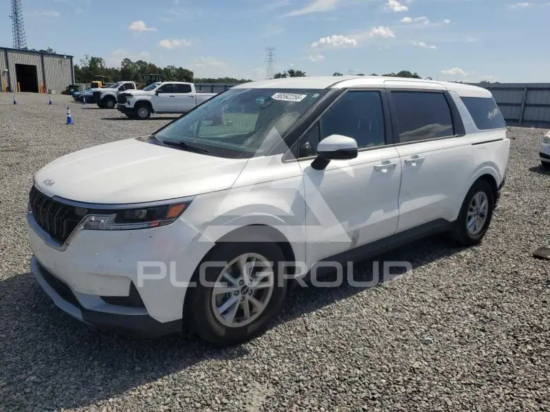 2023 KIA Carnival фото