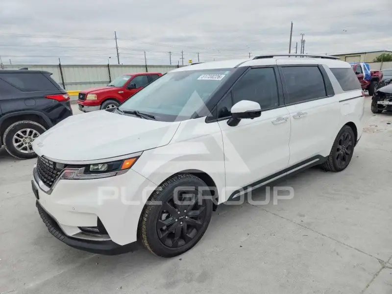 2023 KIA Carnival фото