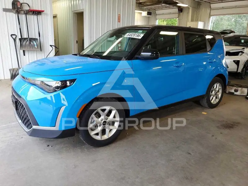 2023 KIA Soul photo