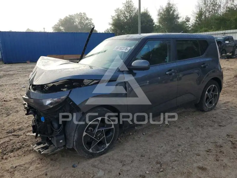 2023 KIA Soul фото