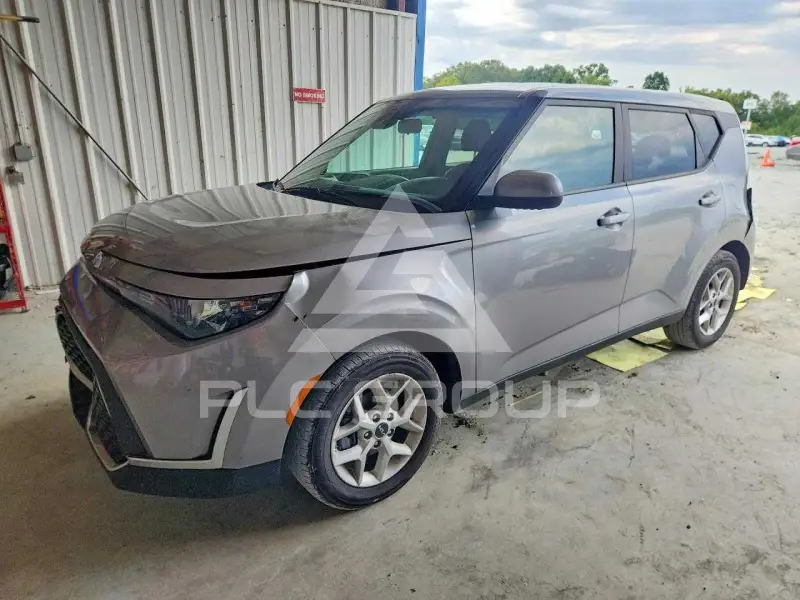 2023 KIA Soul photo
