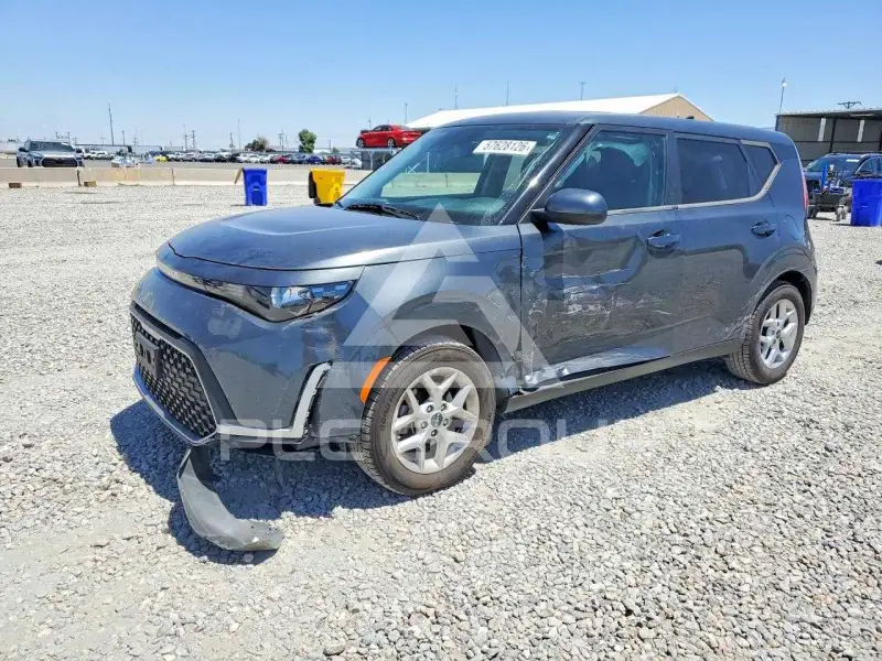 2023 KIA Soul фото