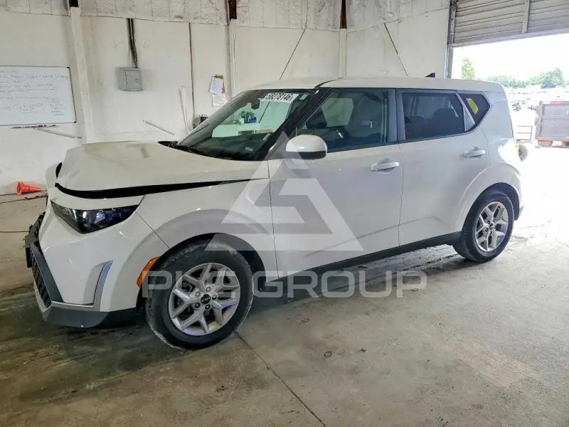 2023 KIA Soul фото