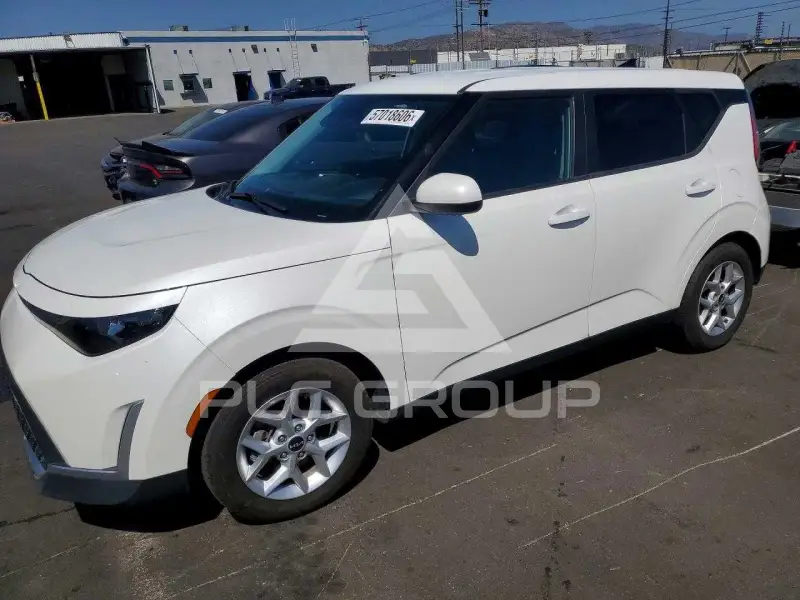 2023 KIA Soul photo