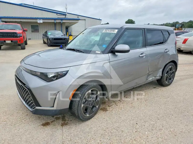 2023 KIA Soul photo