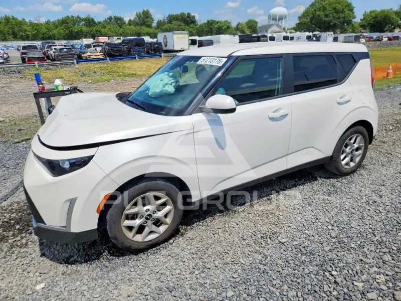 2023 KIA Soul фото