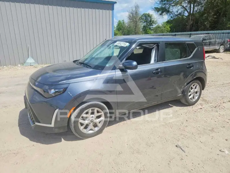 2023 KIA Soul фото