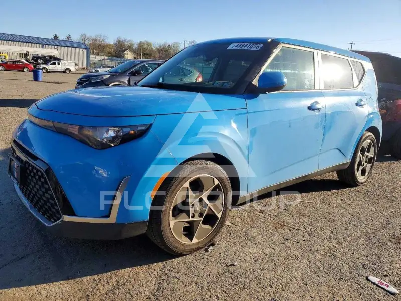 2023 KIA Soul photo