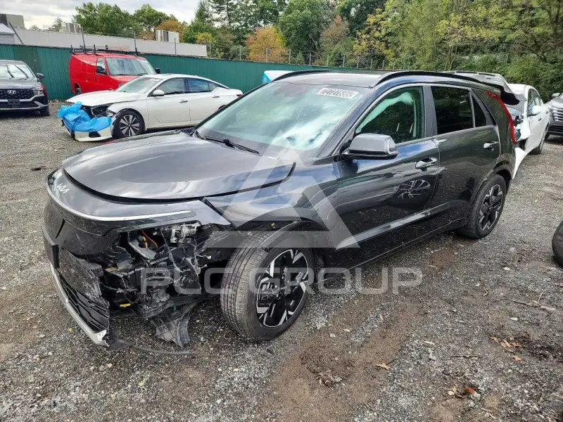 2023 KIA Niro фото