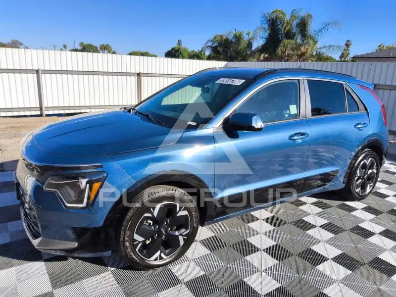 2023 KIA Niro фото