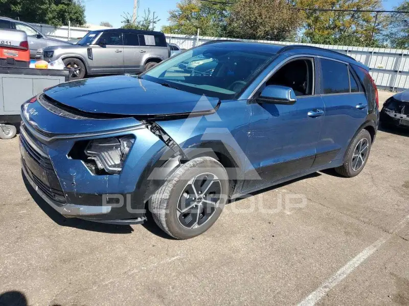2023 KIA Niro фото