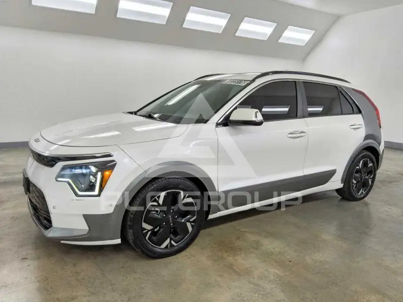 2023 KIA Niro фото