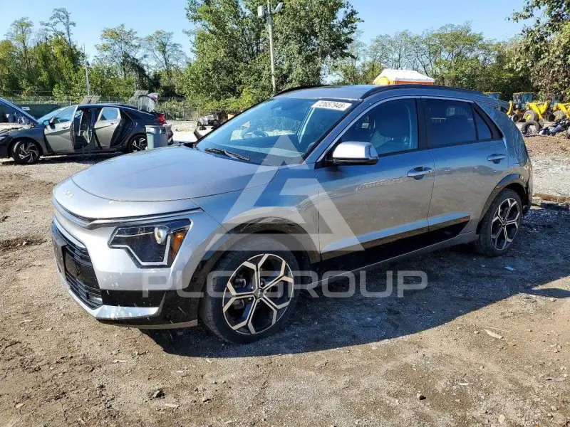 2023 KIA Niro фото