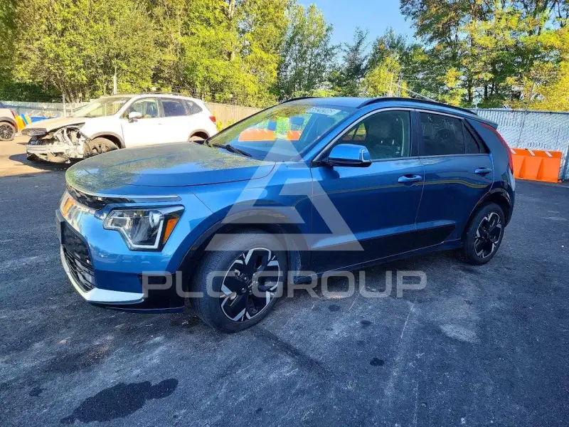2023 KIA Niro фото