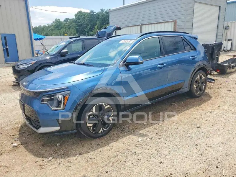 2023 KIA Niro фото