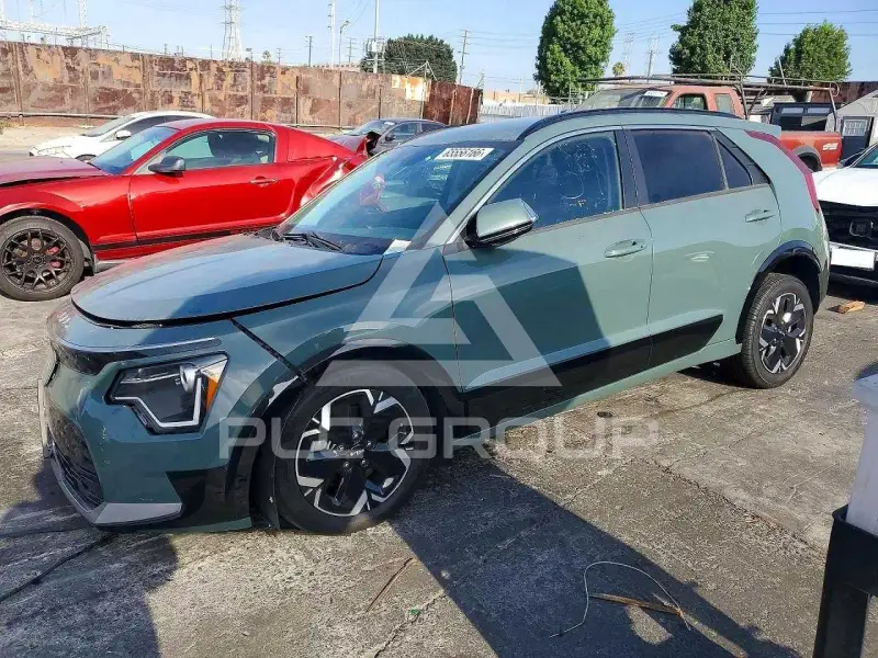2023 KIA Niro фото