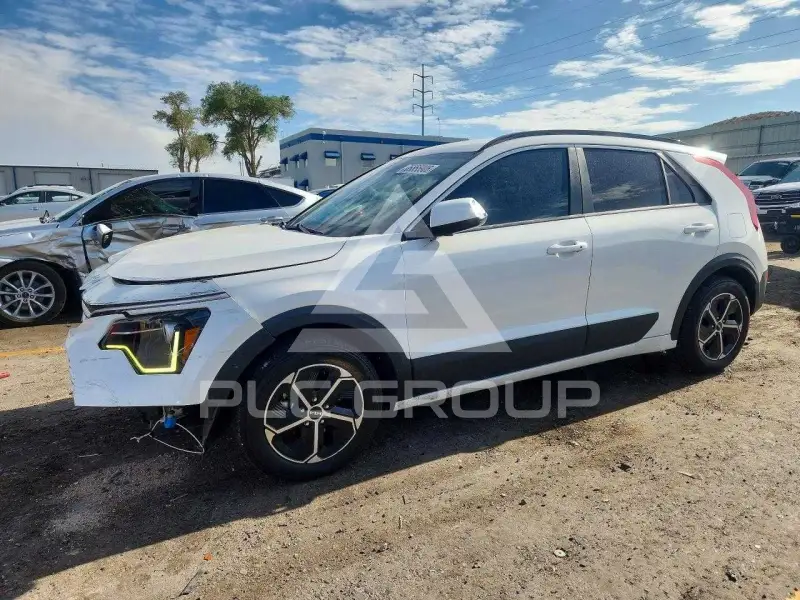 2023 KIA Niro photo