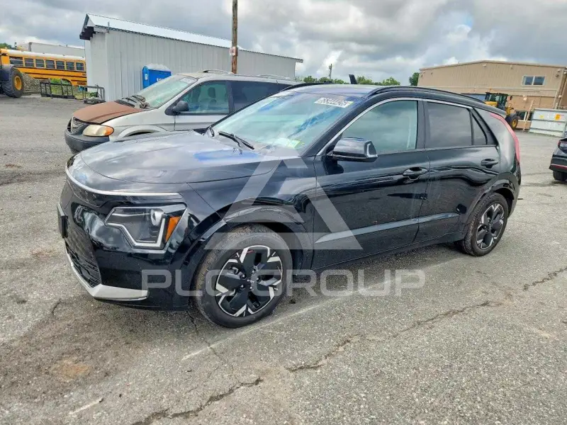 2023 KIA Niro фото