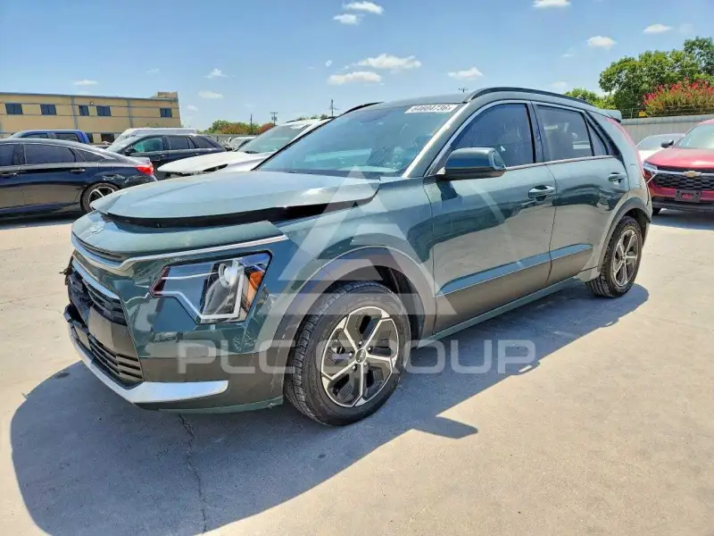 2023 KIA Niro фото
