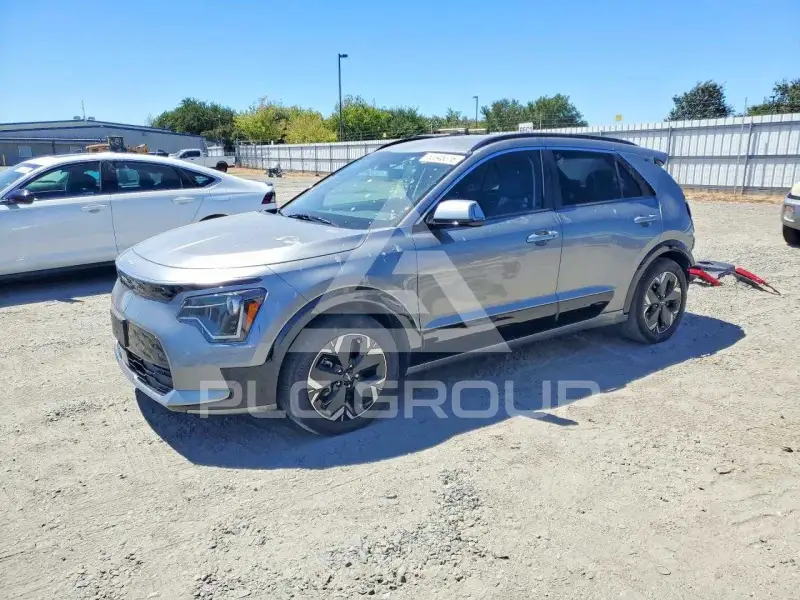 2023 KIA Niro фото