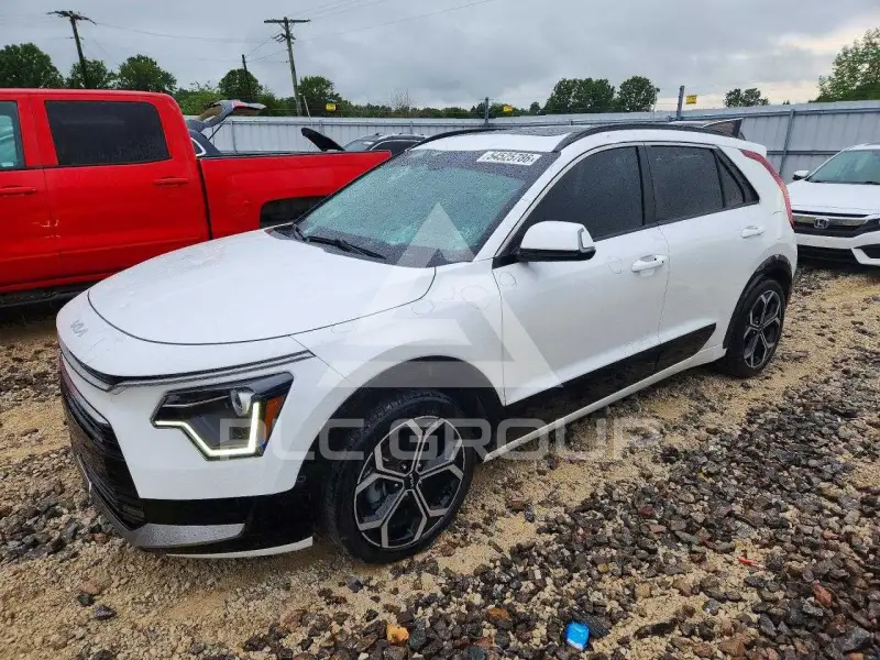 2023 KIA Niro фото