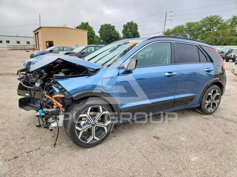 2023 KIA Niro фото