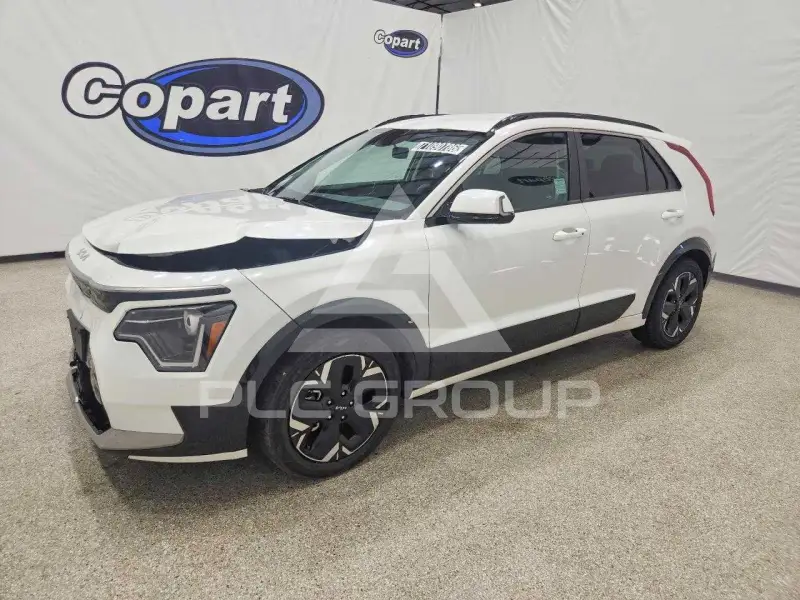2023 KIA Niro фото