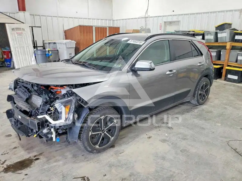 2023 KIA Niro фото