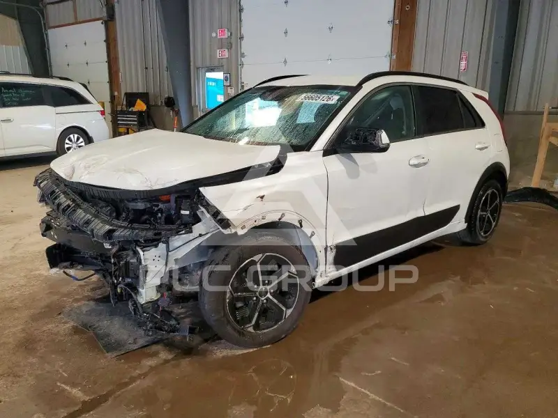 2023 KIA Niro фото