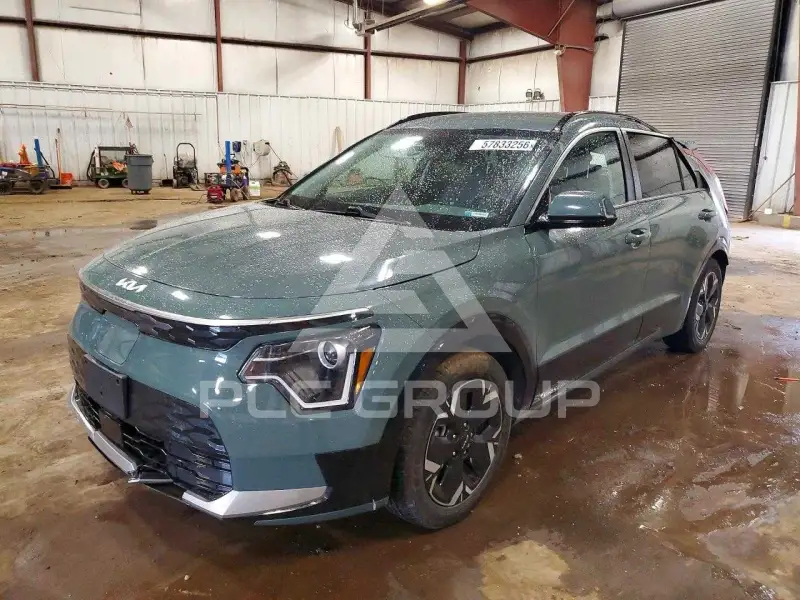 2023 KIA Niro фото