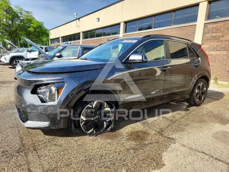 2023 KIA Niro фото