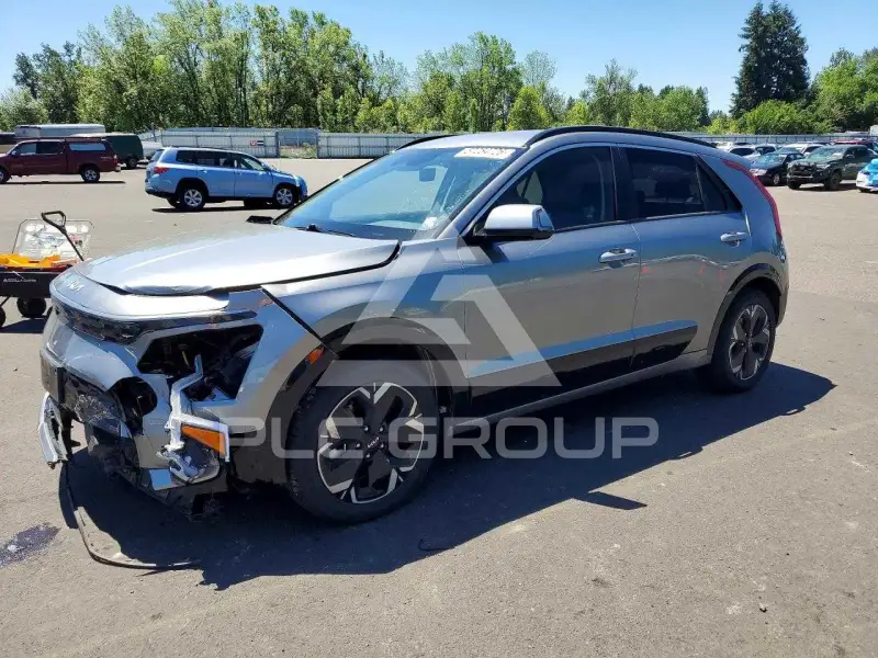 2023 KIA Niro фото