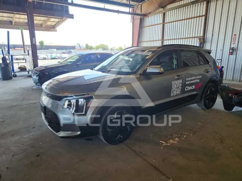 2023 KIA Niro photo