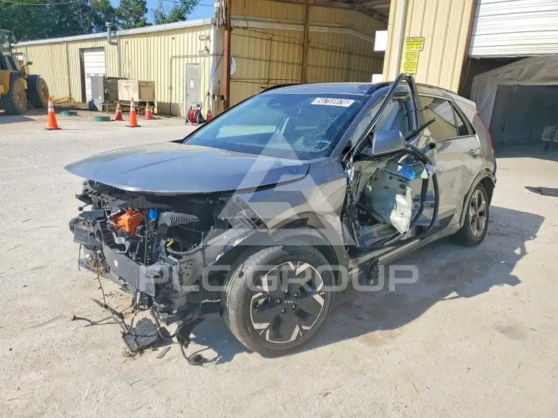 2023 KIA Niro фото