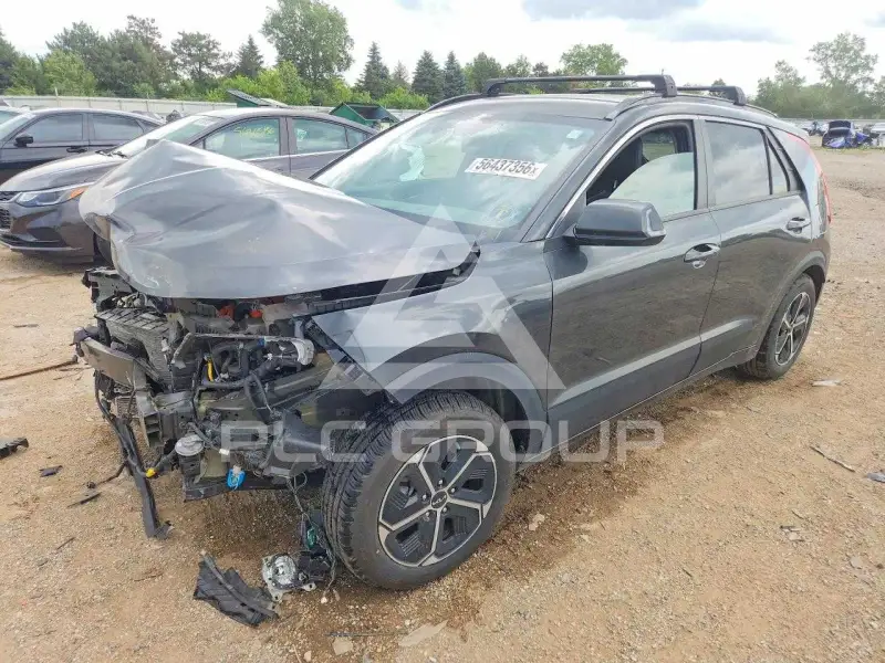 2023 KIA Niro фото