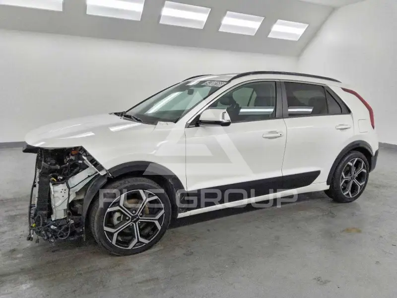2023 KIA Niro фото