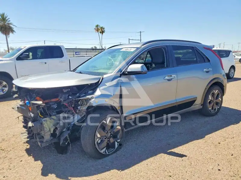 2023 KIA Niro photo