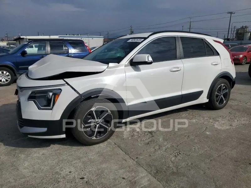 2023 KIA Niro фото