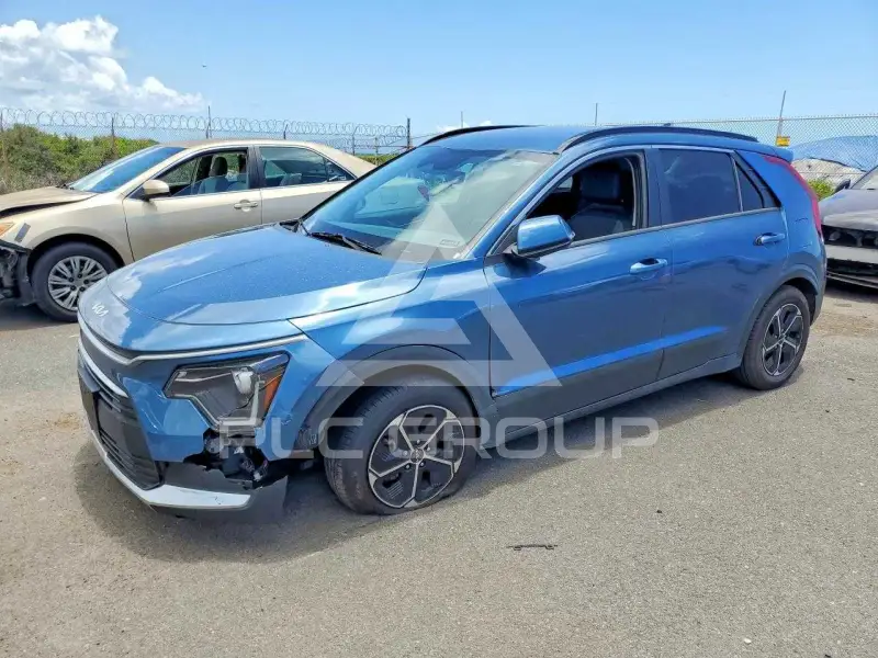 2023 KIA Niro фото