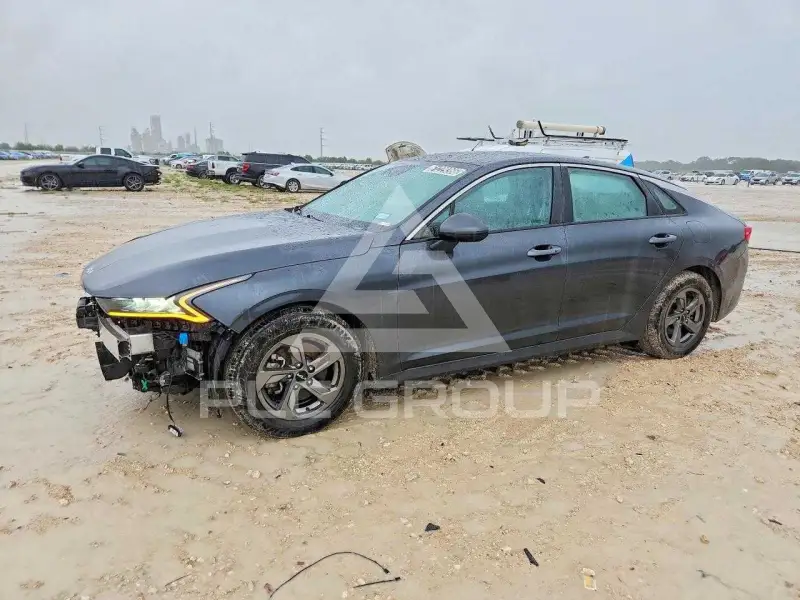 2023 KIA K5 фото
