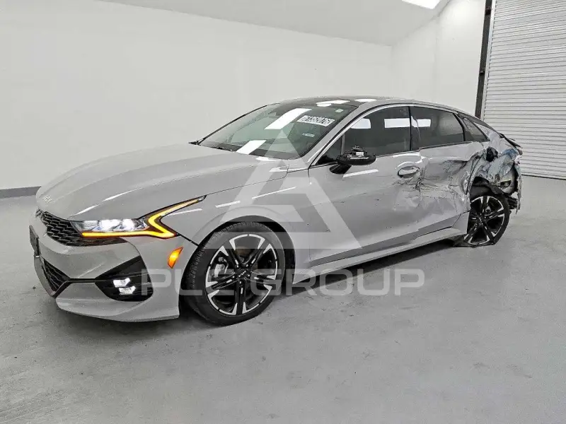 2023 KIA K5 фото