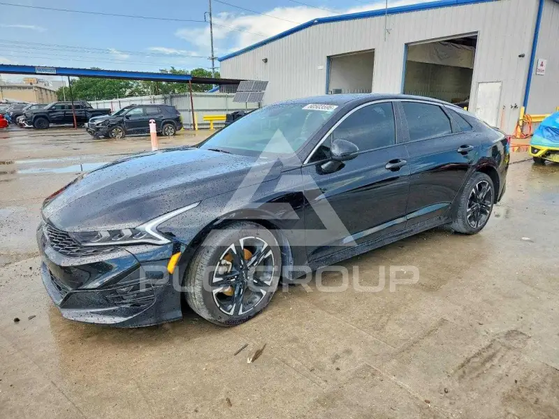 2023 KIA K5 фото