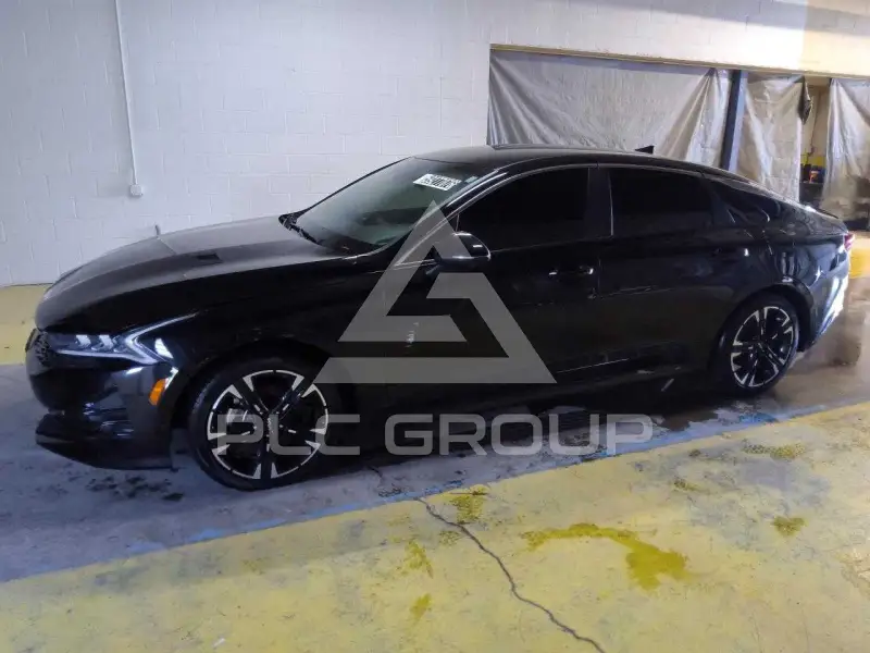 2023 KIA K5 фото