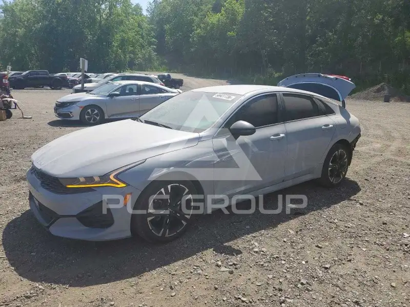 2023 KIA K5 фото