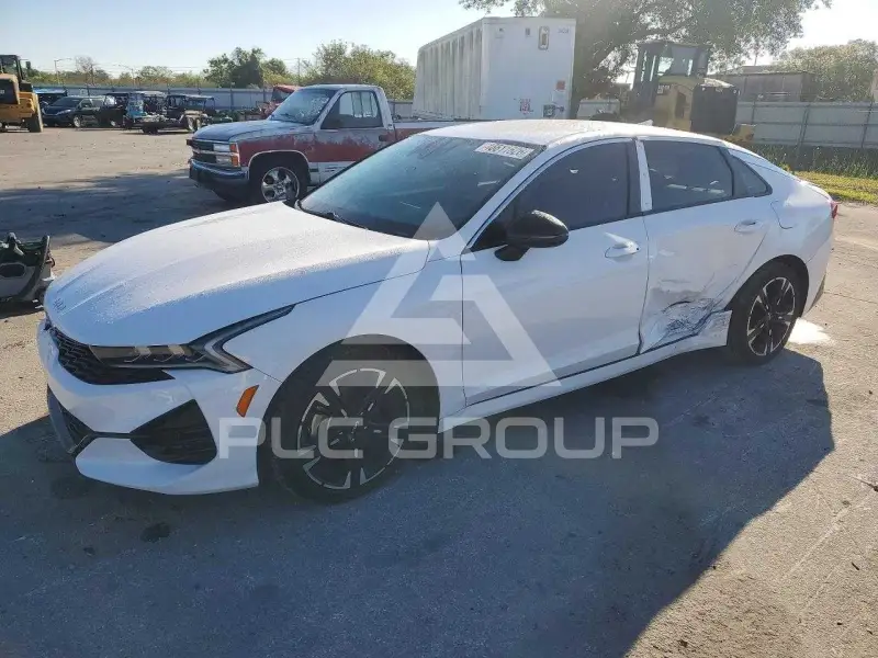 2023 KIA K5 photo