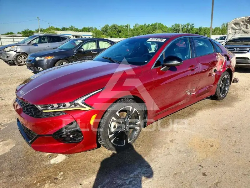 2023 KIA K5 photo