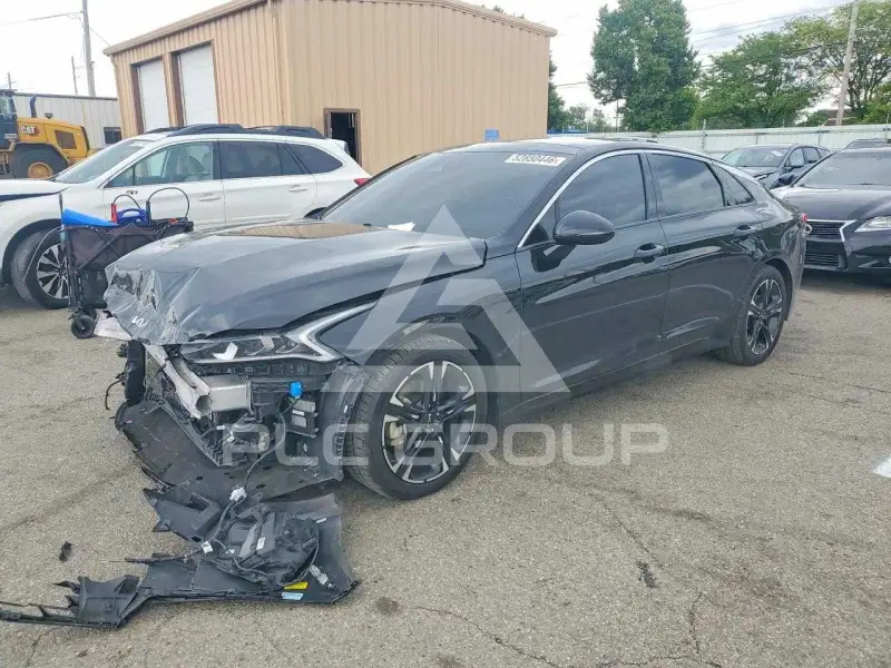 2023 KIA K5 photo